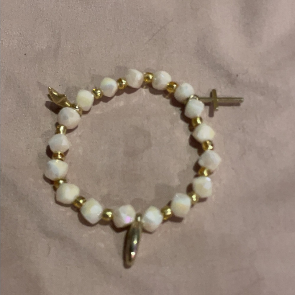 Cream and Gold Pearl Charm Bracelet